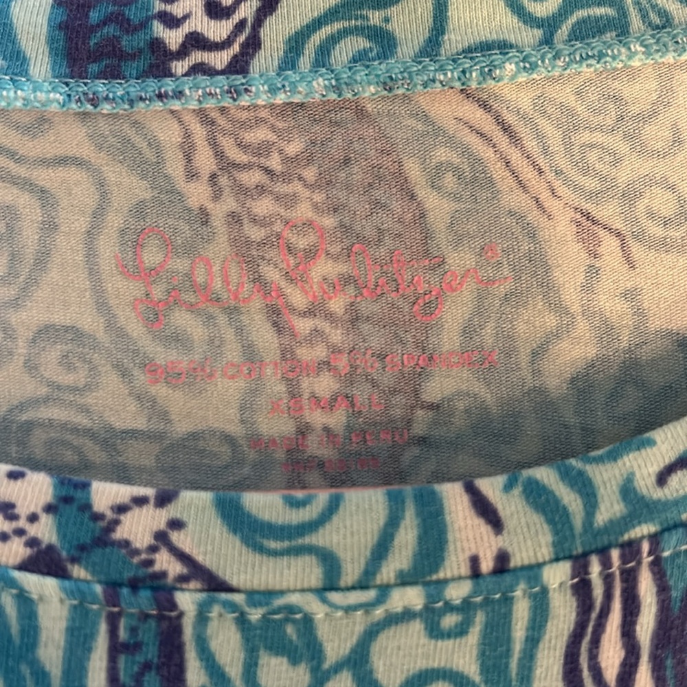 EUC Lilly Pulitzer Mermaid Print T-Shirt - Picture 4 of 4